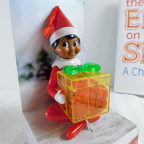 Elf On The Shelf LOT 3: Candy Holder Ornament Christmas Figurine, Book & Pull - Picture 11 of 16